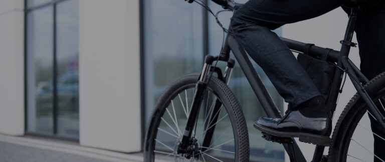 Top tips for safe winter cycling